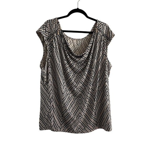 Lane Bryant Womn Plus 26/28 White/Black Boat Neck Zipper Shoulder Sleeveless Top - Picture 1 of 8